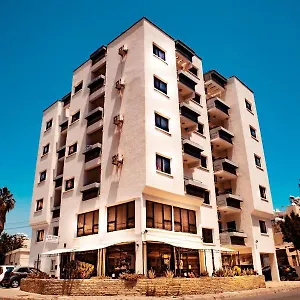 Olive Island לרנקה