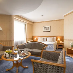 4* Hotell Downtown - Location In The Heart Of