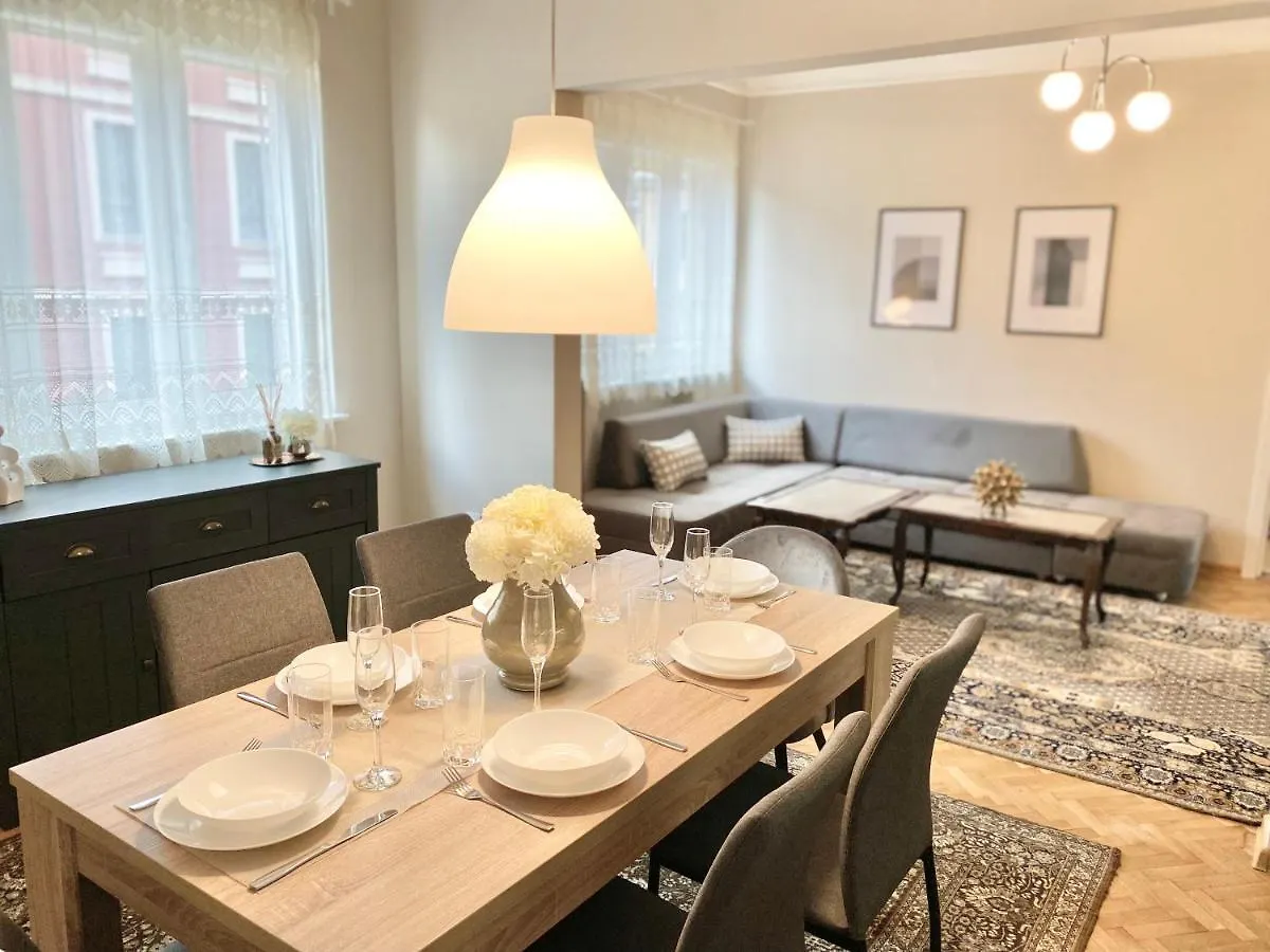 Top Centre Sofia Apartment For 6 Guests