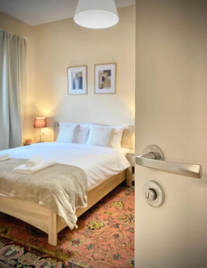 Top Centre Sofia Apartment For 6 Guests