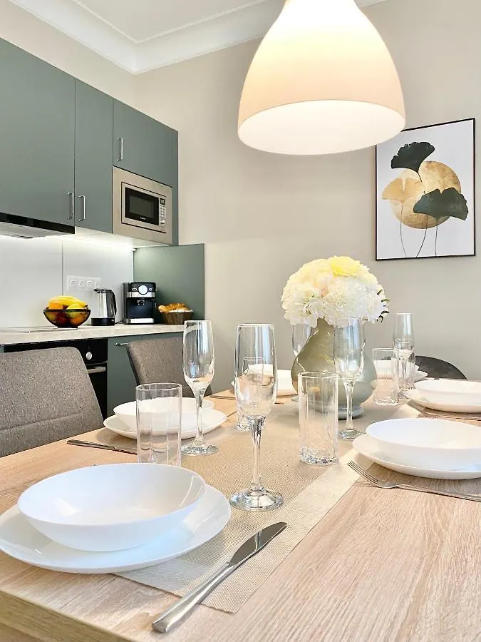 Top Centre Sofia Apartment For 6 Guests בולגריה