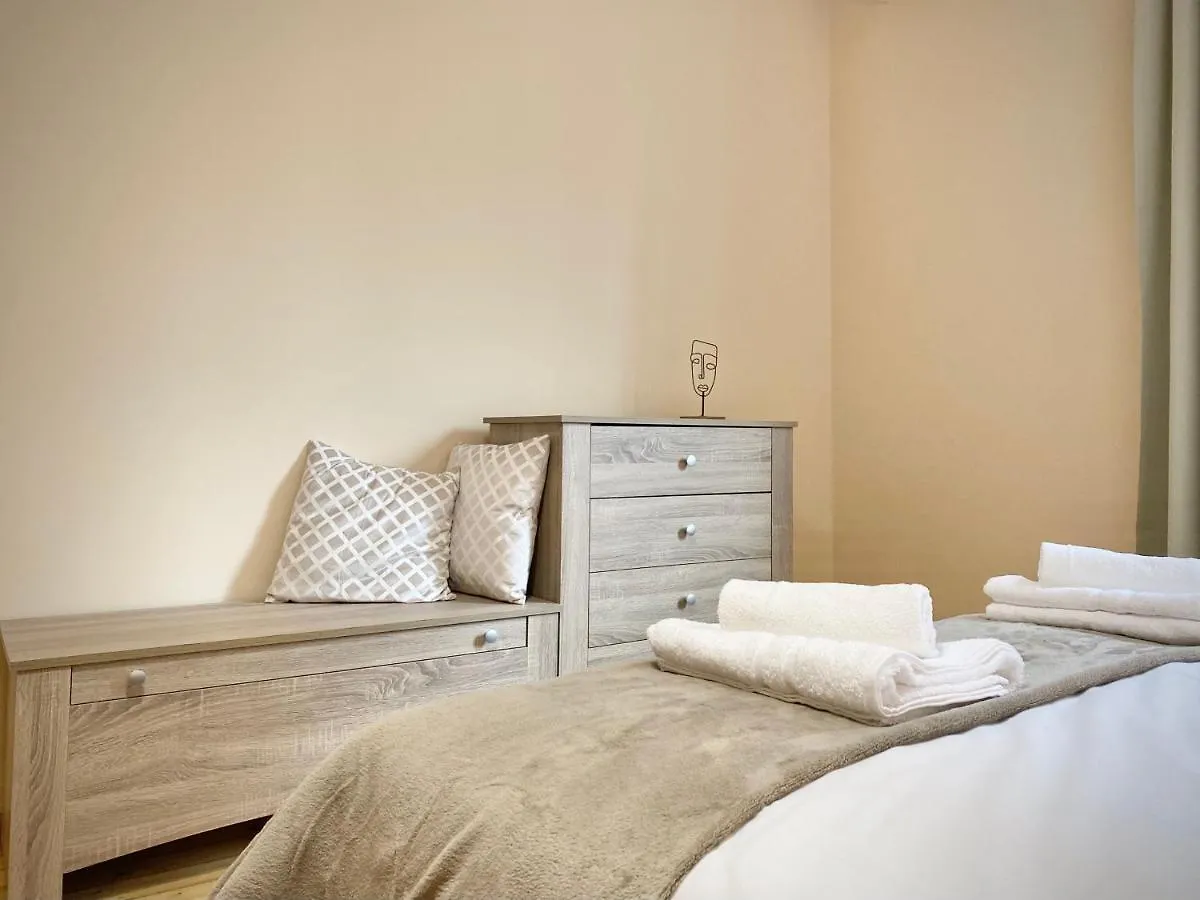 Top Centre Sofia Apartment For 6 Guests