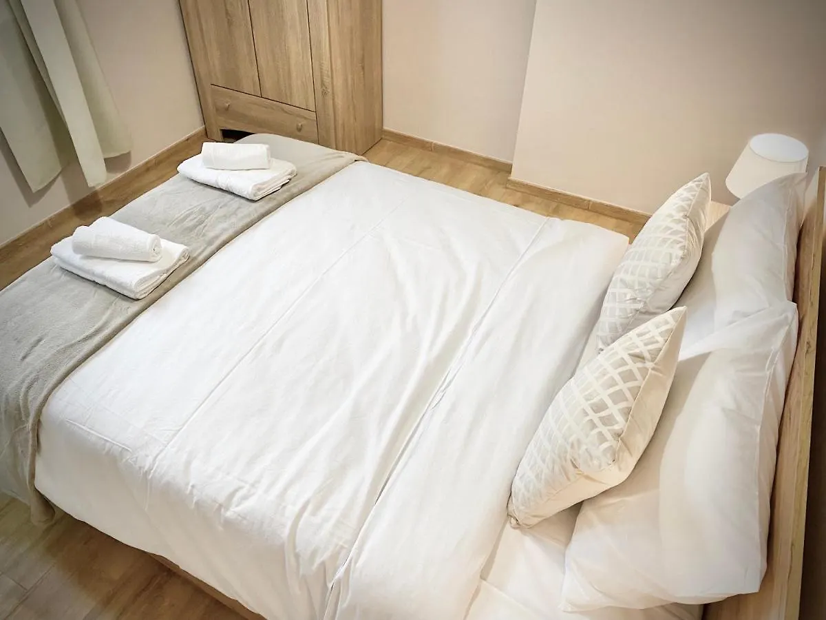 Top Centre Sofia Apartment For 6 Guests 0*,  בולגריה